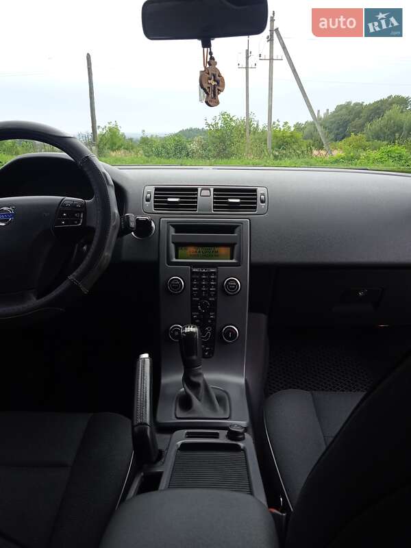 Універсал Volvo V50 2008 в Миколаєві
