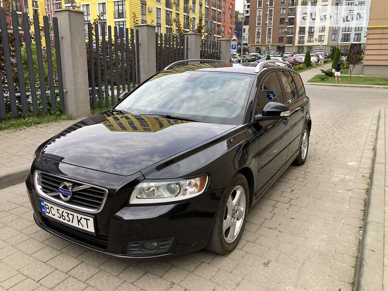Универсал Volvo V50 2010 в Львове фото 19 Универсал Volvo V50 2010 в Львове