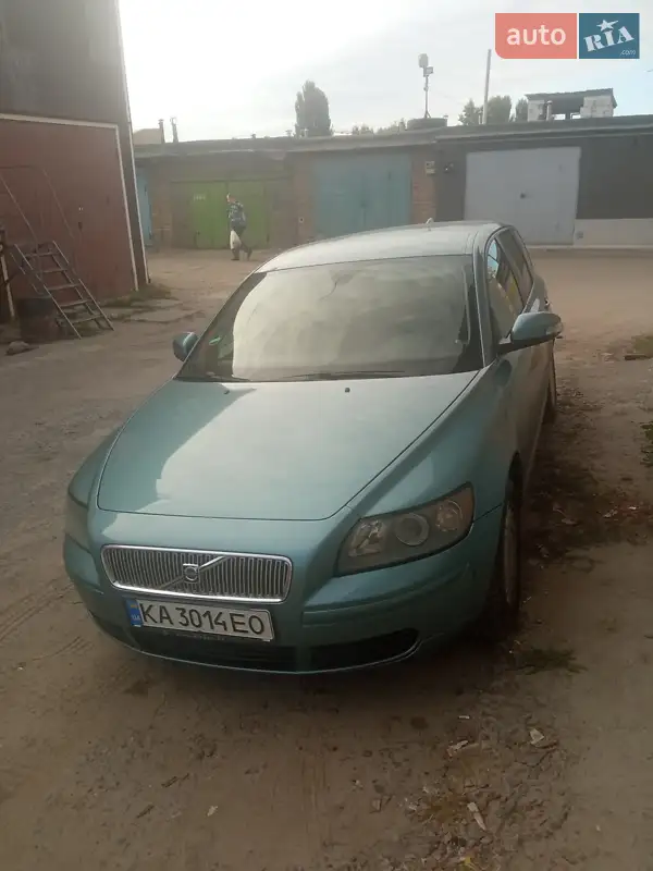 Volvo V50