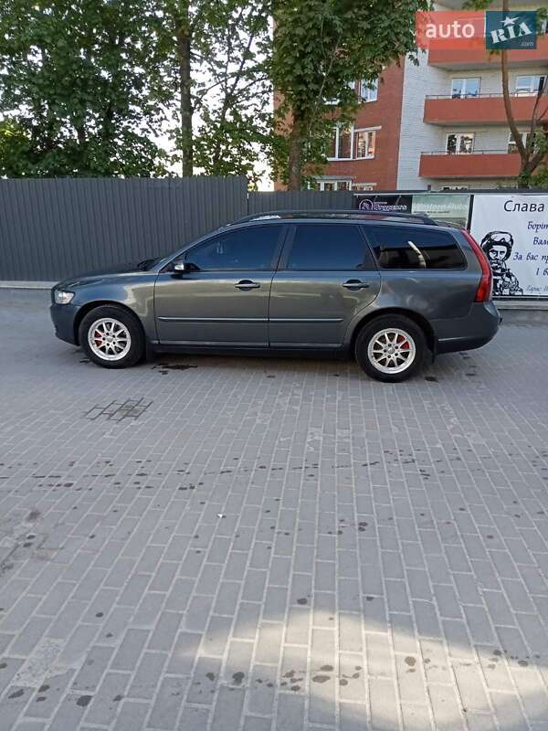 Универсал Volvo V50 2009 в Тернополе