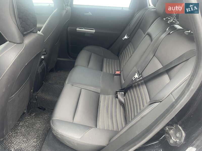 Універсал Volvo V50 2010 в Старокостянтинові
