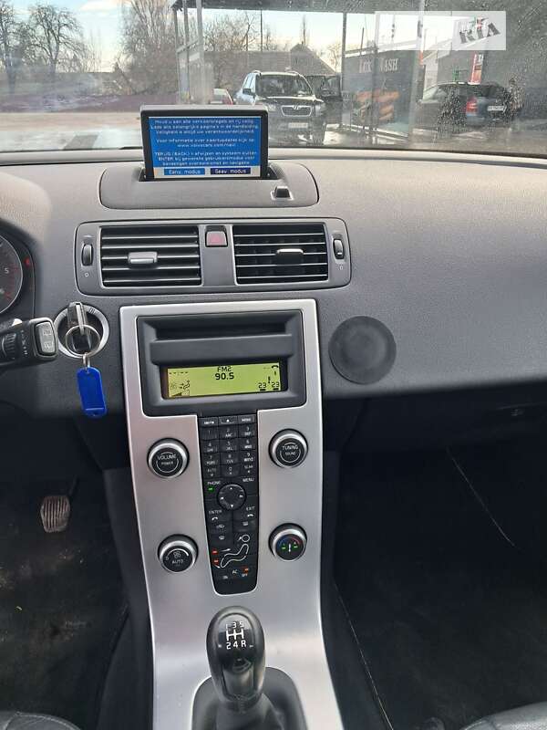 Универсал Volvo V50 2010 в Белогорье