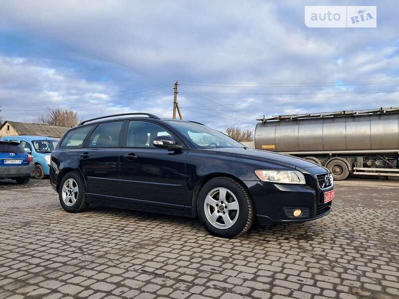 Универсал Volvo V50 2010 в Белогорье