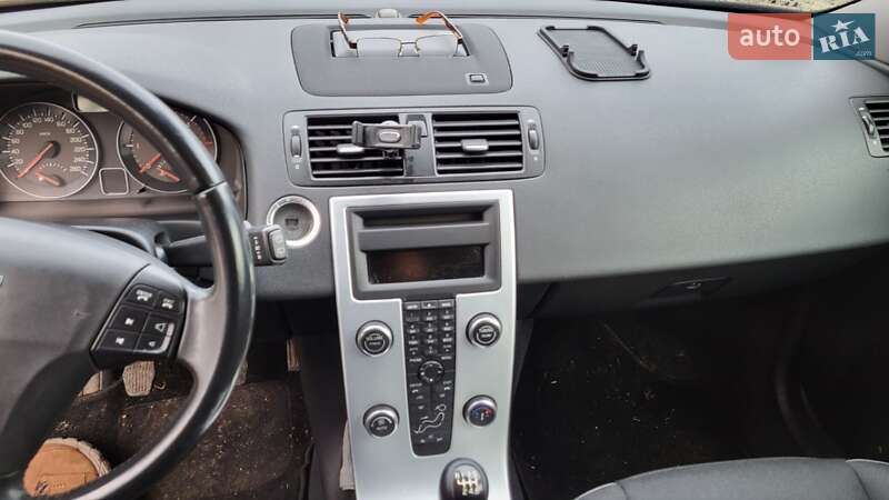 Универсал Volvo V50 2011 в Житомире