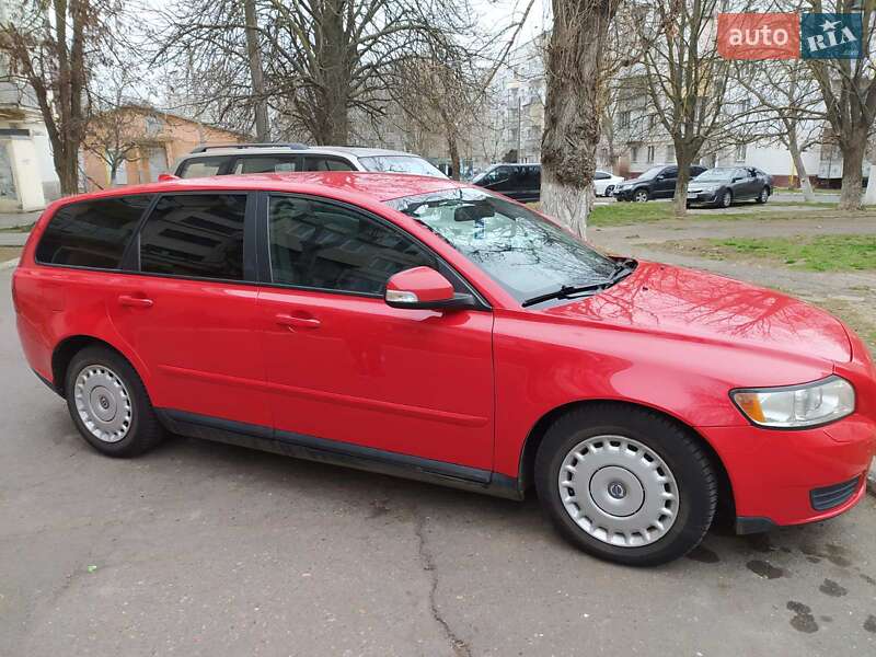 Универсал Volvo V50 2010 в Болграде
