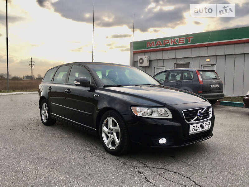 Универсал Volvo V50 2012 в Житомире