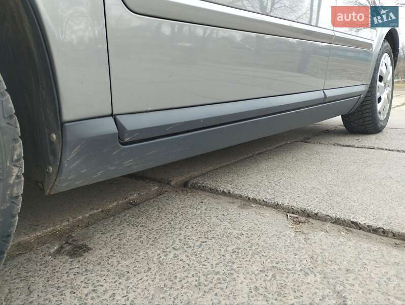 Універсал Volvo V50 2007 в Конотопі