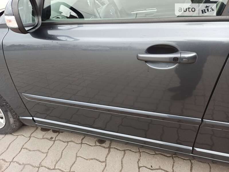 Универсал Volvo V50 2010 в Хмельницком фото 11 Универсал Volvo V50 2010 в Хмельницком