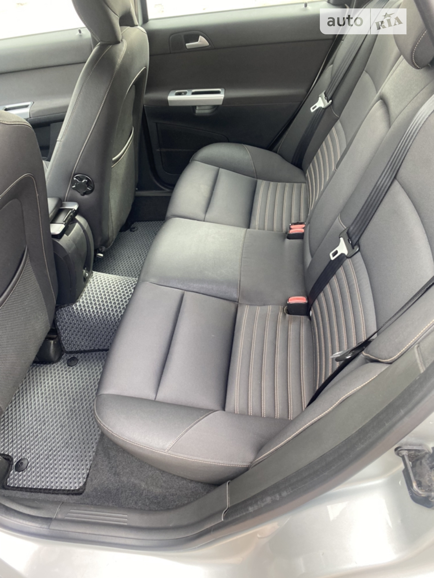 2011 Volvo V50 - мініатюра 7