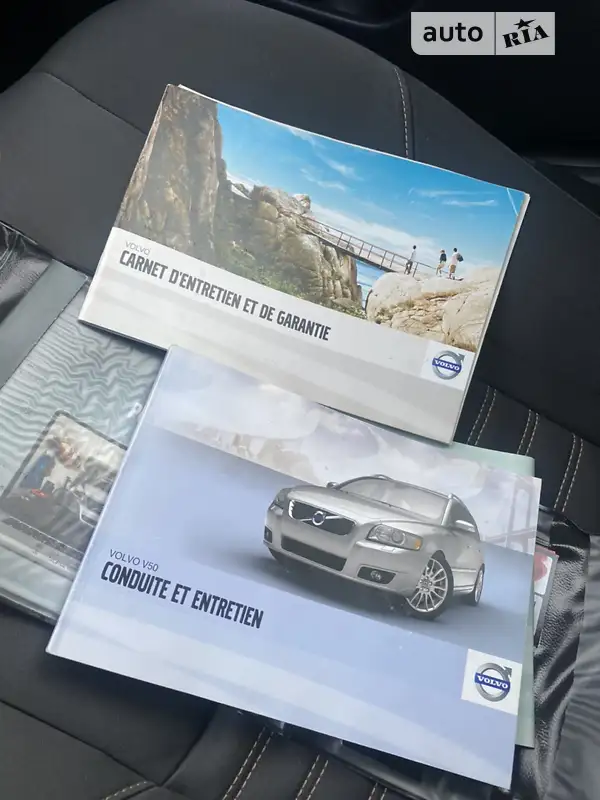 Универсал Volvo V50 2011 в Овруче документ