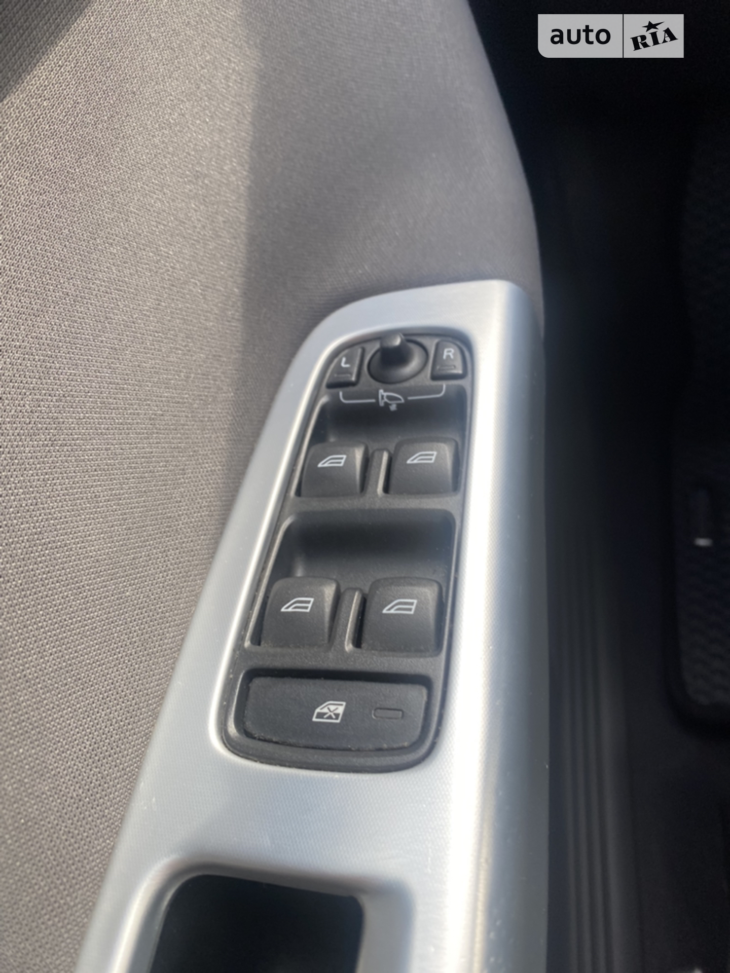 2011 Volvo V50 - мініатюра 26