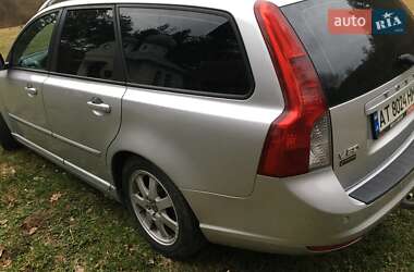 Універсал Volvo V50 2010 в Рогатині