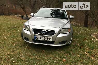 Універсал Volvo V50 2010 в Рогатині