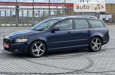 Универсал Volvo V50 2011 в Львове