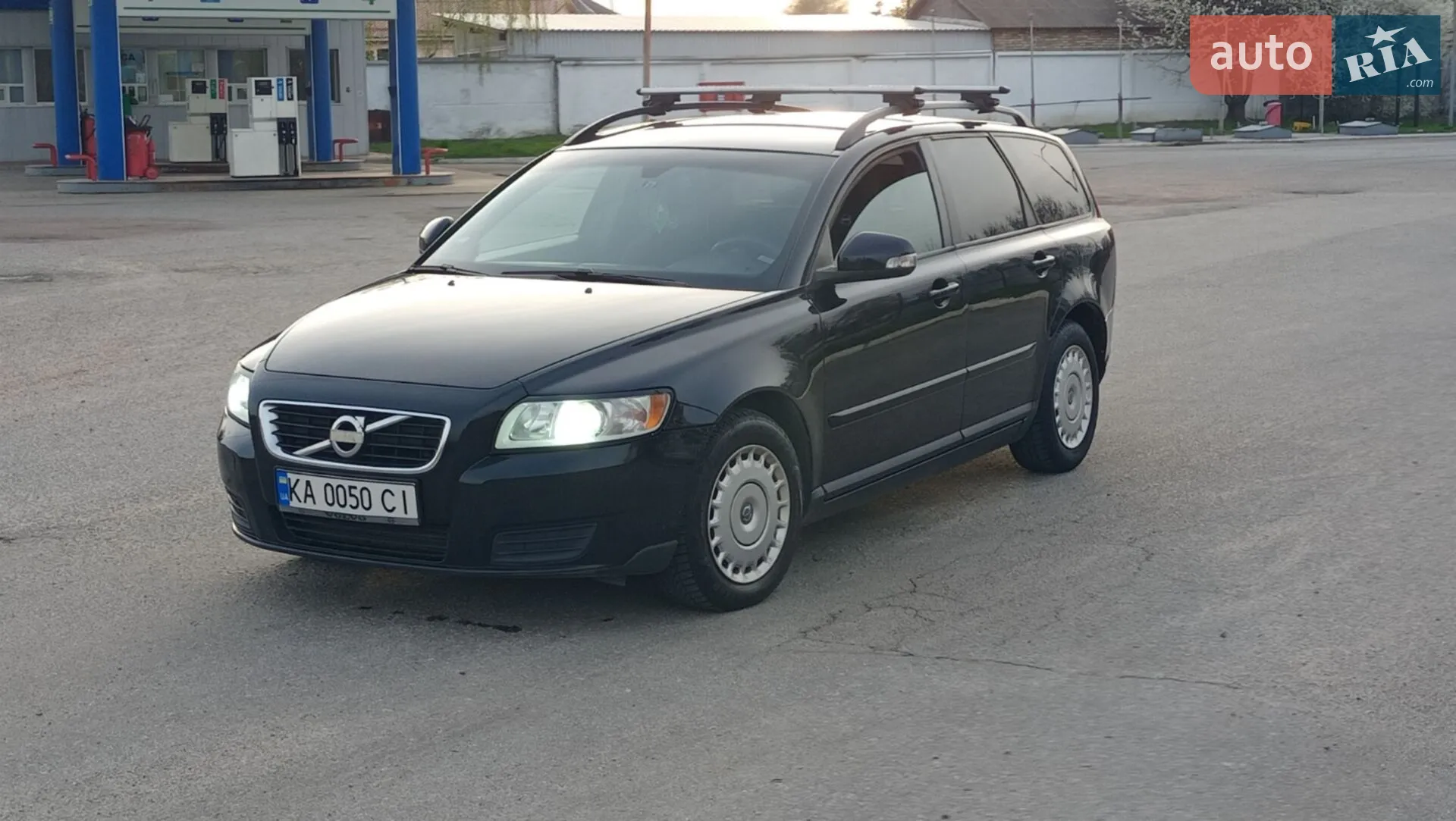 2010 Volvo V50 - фото 1