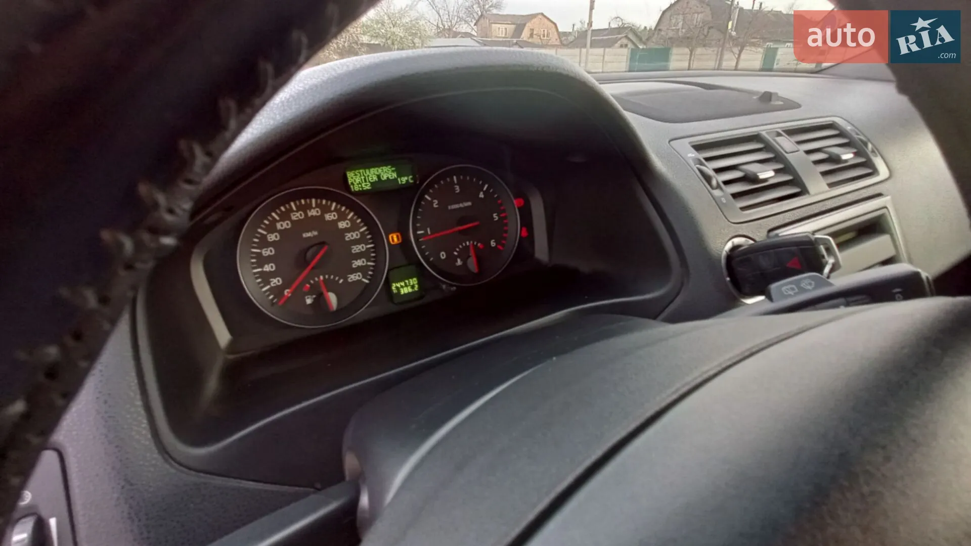2010 Volvo V50 - мініатюра 18