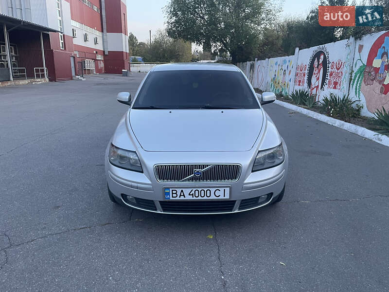 Универсал Volvo V50 2007 в Светловодске