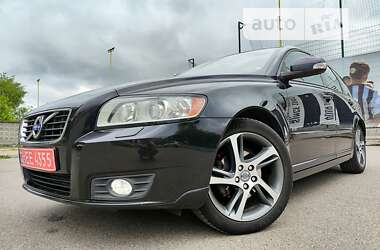 Универсал Volvo V50 2011 в Киеве