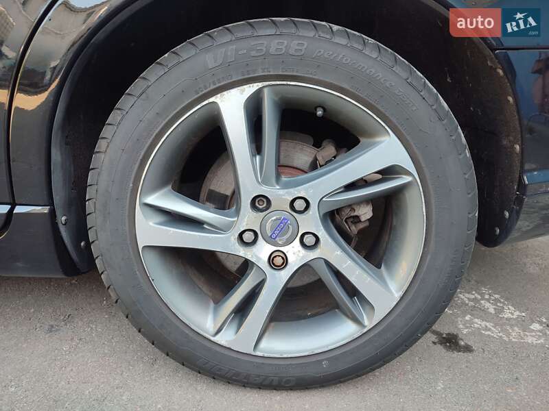 Универсал Volvo V50 2011 в Киеве