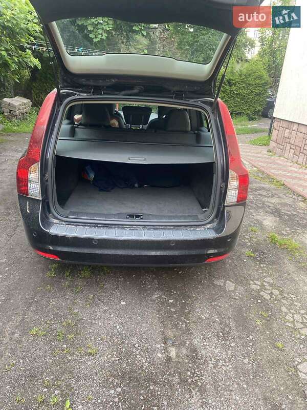 Универсал Volvo V50 2007 в Львове