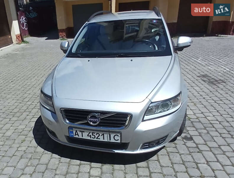 Універсал Volvo V50 2011 в Івано-Франківську