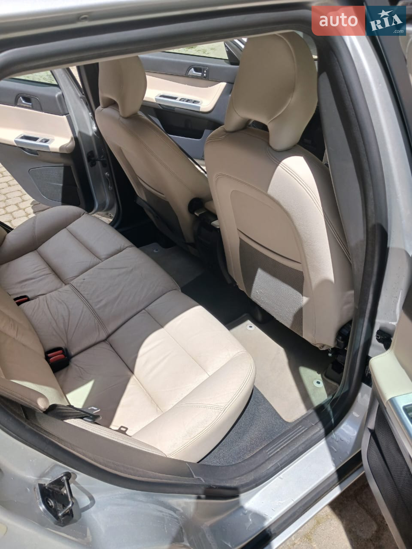 2011 Volvo V50 - мініатюра 18