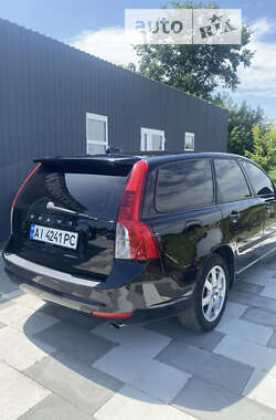 Универсал Volvo V50 2010 в Бородянке