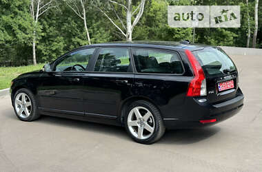 Універсал Volvo V50 2012 в Сумах