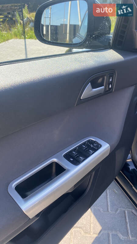 Универсал Volvo V50 2010 в Львове