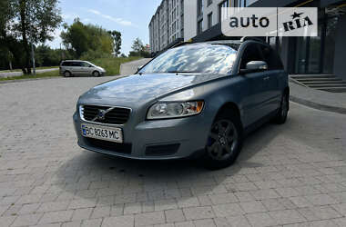 Универсал Volvo V50 2009 в Новояворовске