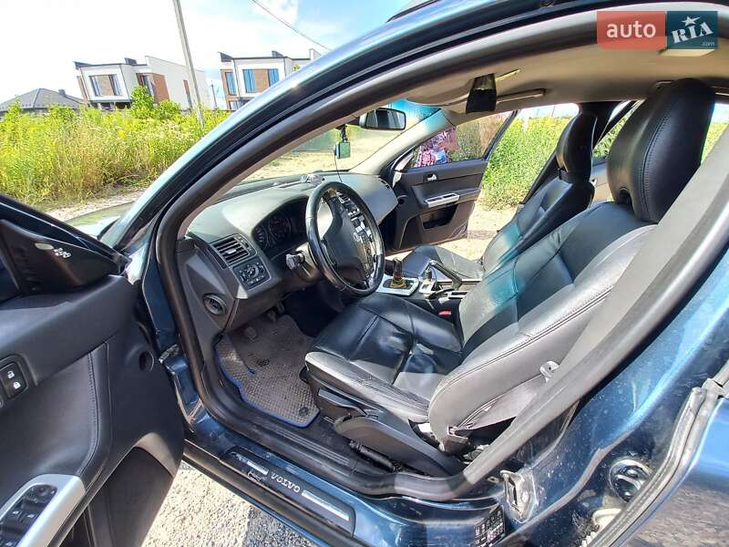 Універсал Volvo V50 2010 в Рівному