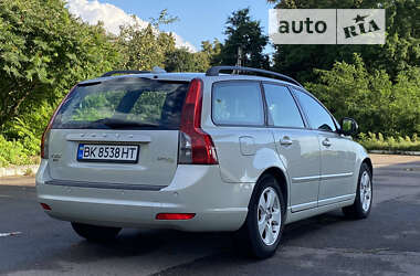 Універсал Volvo V50 2010 в Дубні