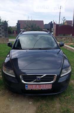 Универсал Volvo V50 2010 в Сарнах