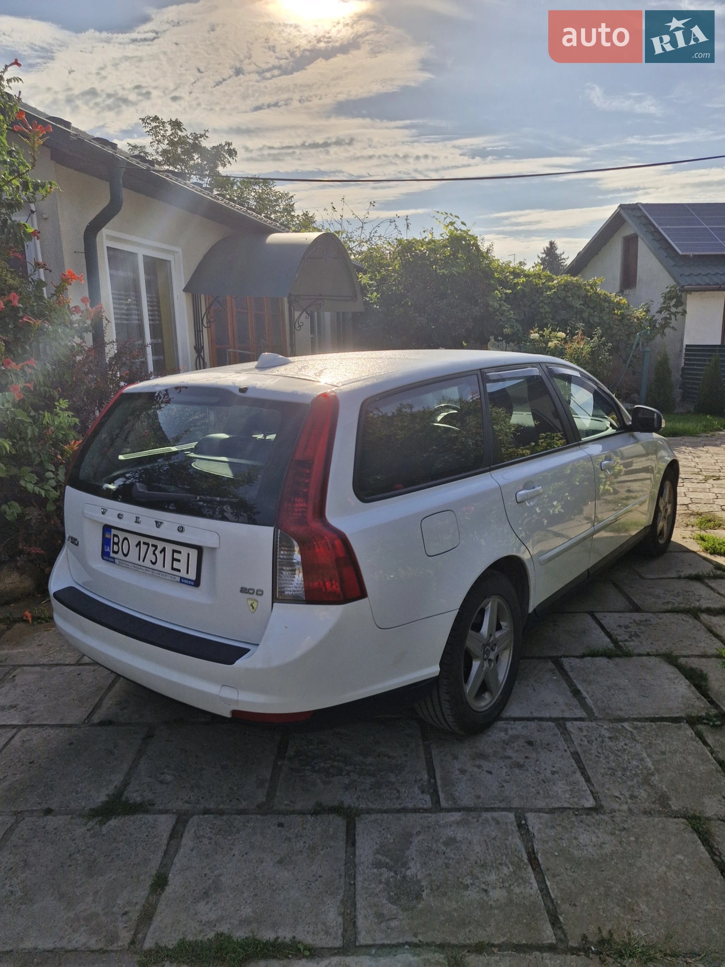 2010 Volvo V50 - мініатюра 4
