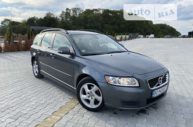 Универсал Volvo V50 2010 в Тернополе