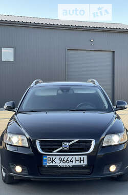 Универсал Volvo V50 2009 в 