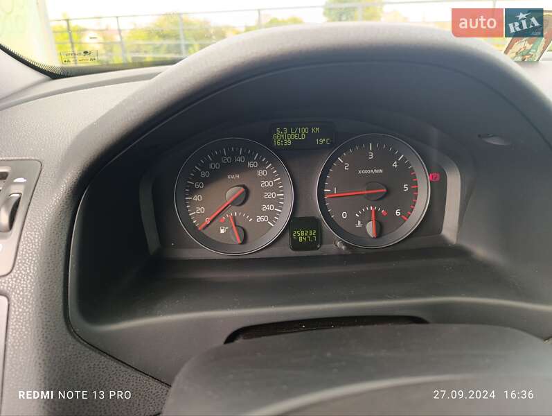 Универсал Volvo V50 2011 в Косове фото 9 Универсал Volvo V50 2011 в Косове