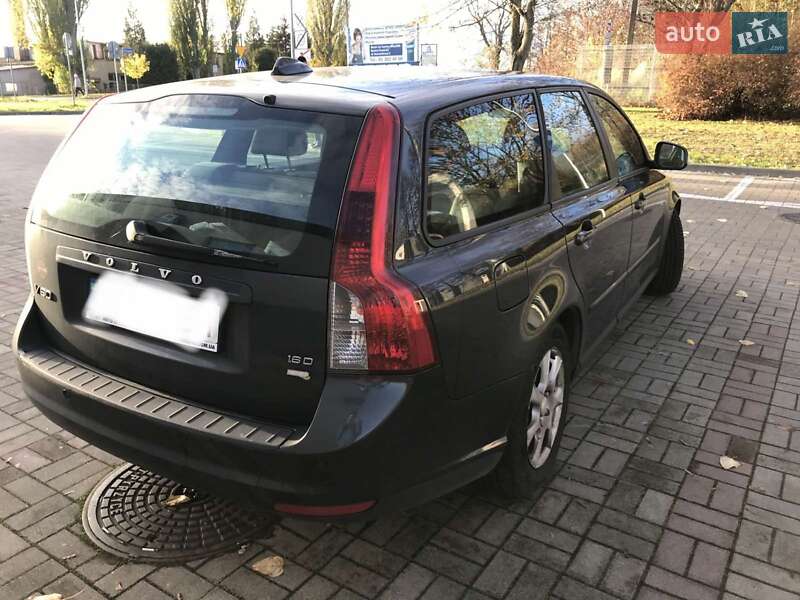Универсал Volvo V50 2009 в Львове