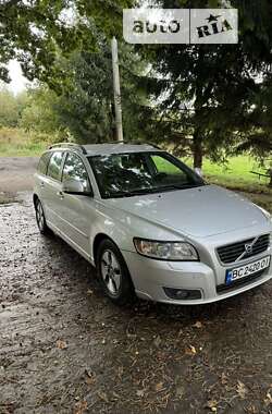 Универсал Volvo V50 2010 в Львове