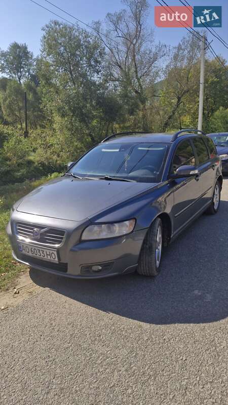 Volvo V50 2009
