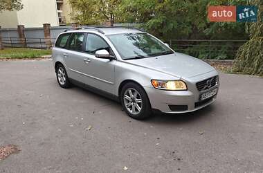 Универсал Volvo V50 2010 в Киеве