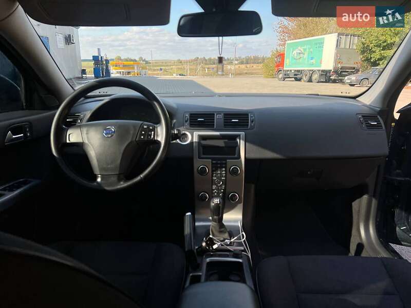 Универсал Volvo V50 2009 в Горохове