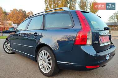 Універсал Volvo V50 2012 в Києві