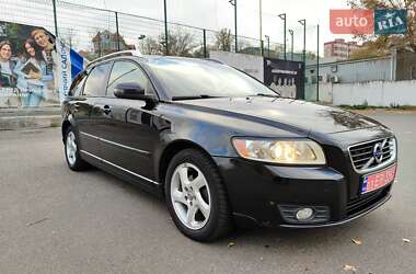 Универсал Volvo V50 2011 в Киеве