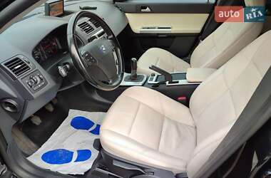 Универсал Volvo V50 2011 в Киеве