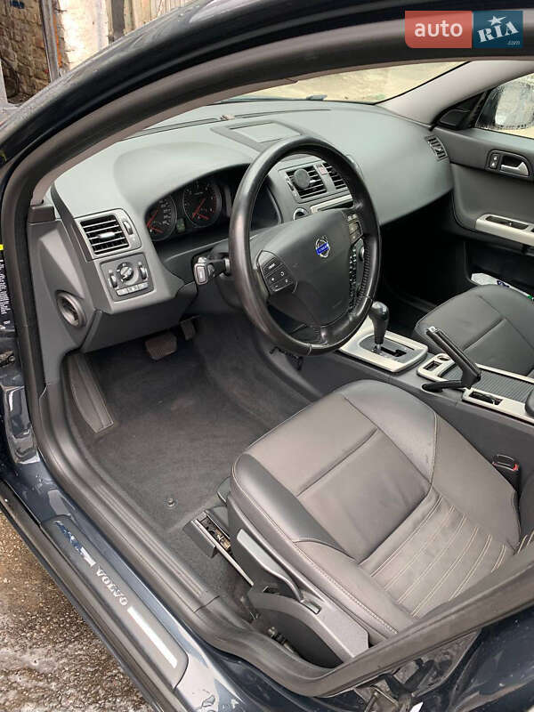 Універсал Volvo V50 2009 в Києві фото 10 Універсал Volvo V50 2009 в Києві