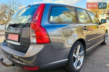 Универсал Volvo V50 2012 в Киеве