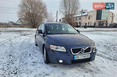 Універсал Volvo V50 2011 в Рівному