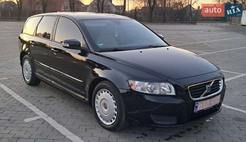 Универсал Volvo V50 2009 в Луцке