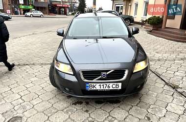 Универсал Volvo V50 2010 в Дубно